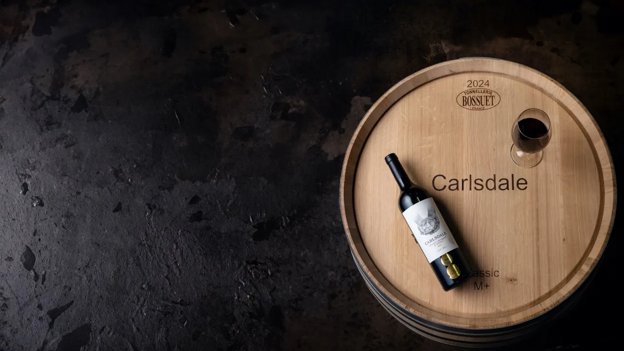 Carlsdale wine on wine barrel